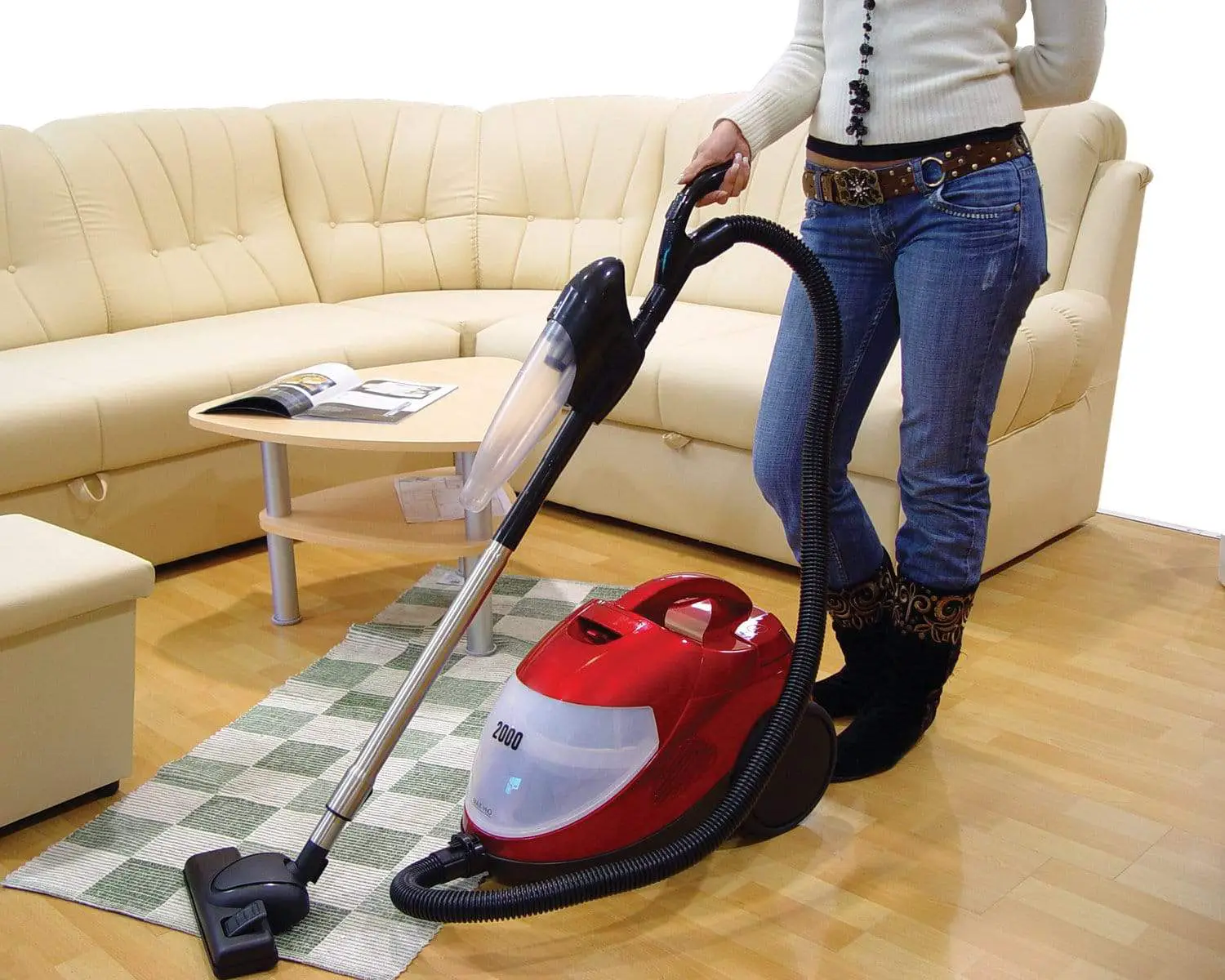 cleaning using vacuum cleaner